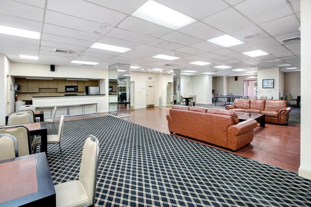 1865 S Ocean Drive 6c, Hallandale Beach, FL 33009