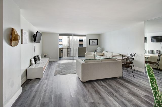 1865 S Ocean Drive 6c, Hallandale Beach, FL 33009