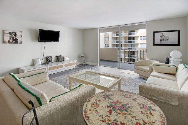 1865 S Ocean Drive 6c, Hallandale Beach, FL 33009