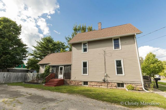 917 S Bridge Street, Belding, MI 48809