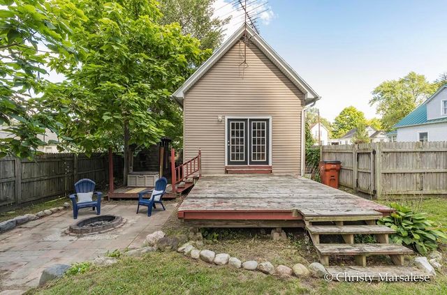 917 S Bridge Street, Belding, MI 48809