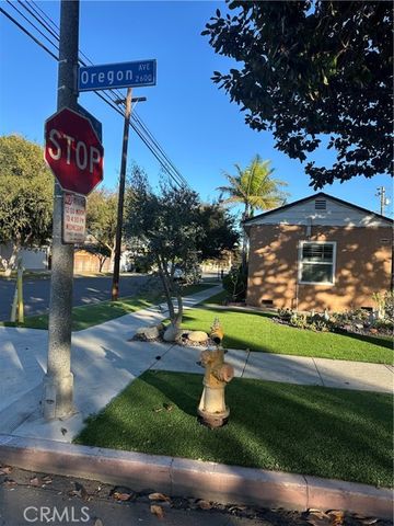 2690 Oregon, Long Beach, CA 90806