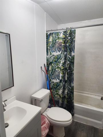 1333 WILKINSON DRIVE, Plant City, FL 33566