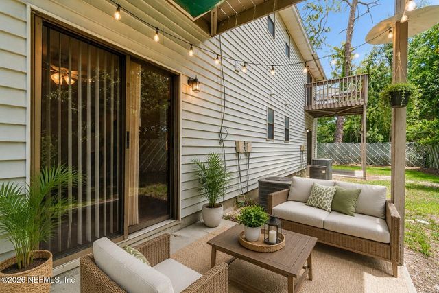 702 MEADOWBROOK Drive 2, Orange Park, FL 32073