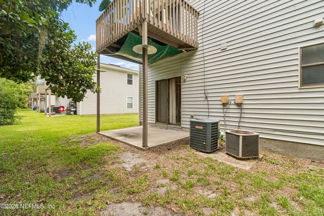 702 MEADOWBROOK Drive 2, Orange Park, FL 32073