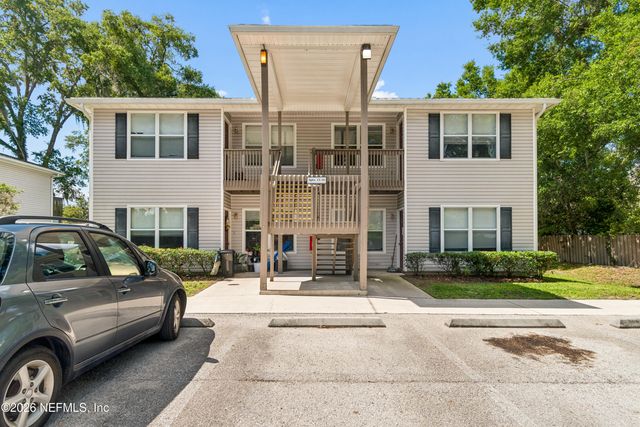 702 MEADOWBROOK Drive 2, Orange Park, FL 32073