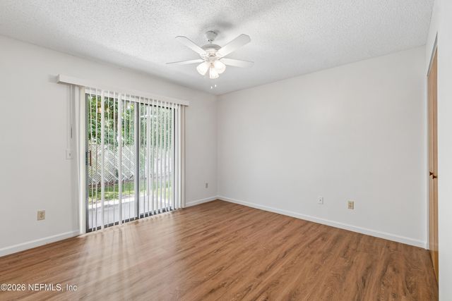 702 MEADOWBROOK Drive 2, Orange Park, FL 32073