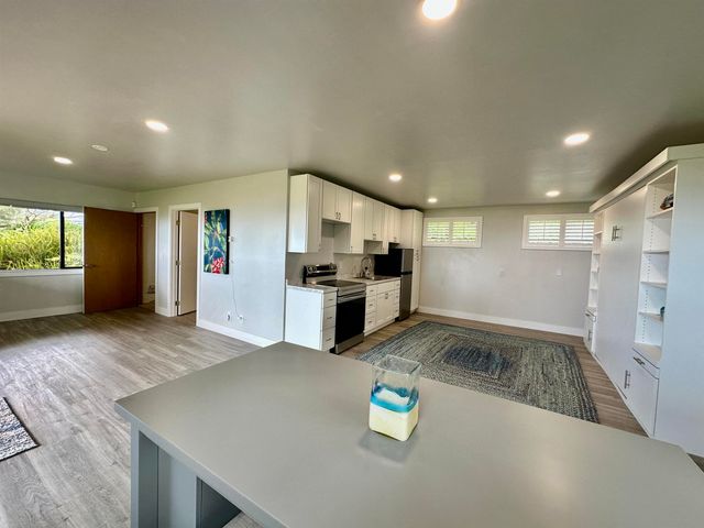 17526 Haleakala Hwy, Kula, HI 96790