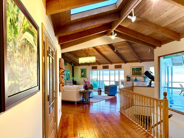 17526 Haleakala Hwy, Kula, HI 96790