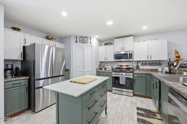 2376 BONNIE LAKES Drive, Green Cove Springs, FL 32043