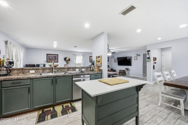 2376 BONNIE LAKES Drive, Green Cove Springs, FL 32043