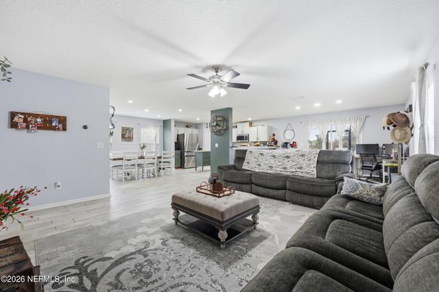 2376 BONNIE LAKES Drive, Green Cove Springs, FL 32043