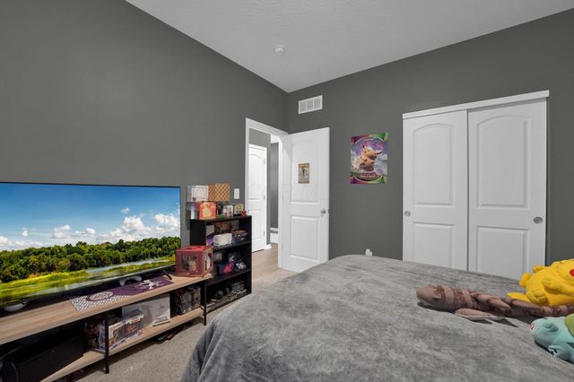 297 Mahogany Lane, Commercial Point, OH 43116