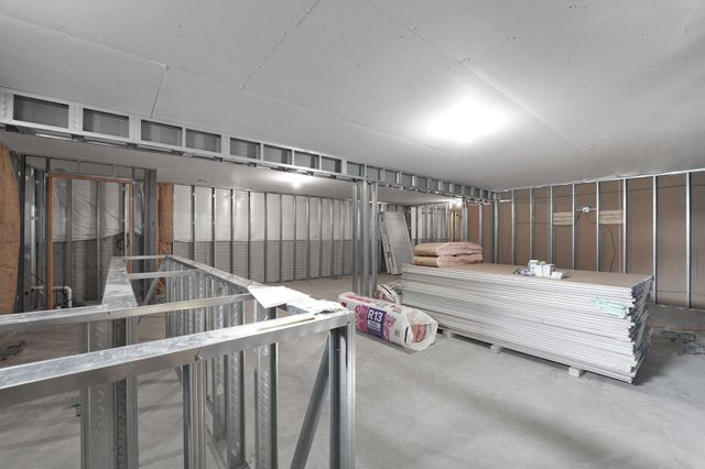 297 Mahogany Lane, Commercial Point, OH 43116