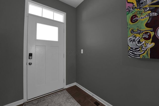 297 Mahogany Lane, Commercial Point, OH 43116