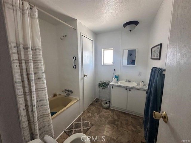2598 Ayala 34, Rialto, CA 92377