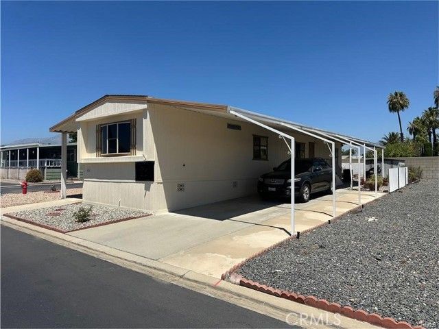2598 Ayala 34, Rialto, CA 92377