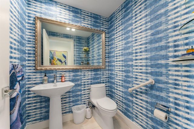 5000 N Ocean Drive 1003, Singer Island, FL 33404