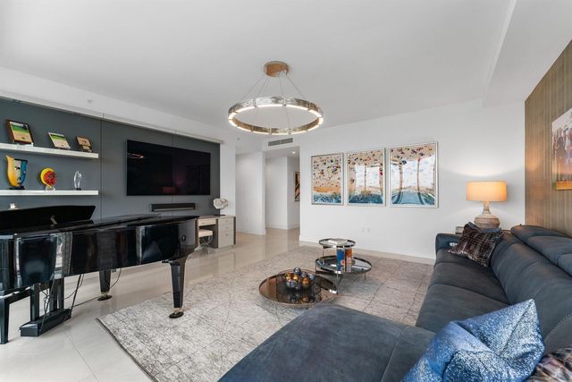 5000 N Ocean Drive 1003, Singer Island, FL 33404