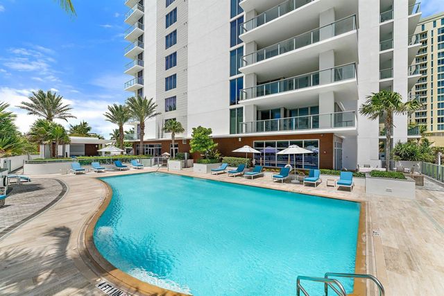 5000 N Ocean Drive 1003, Singer Island, FL 33404