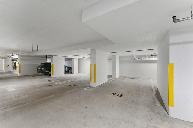 5000 N Ocean Drive 1003, Singer Island, FL 33404