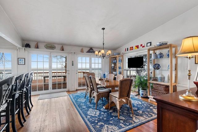 5141 EDGEWATER BEACH ROAD, Green Bay, WI 54311