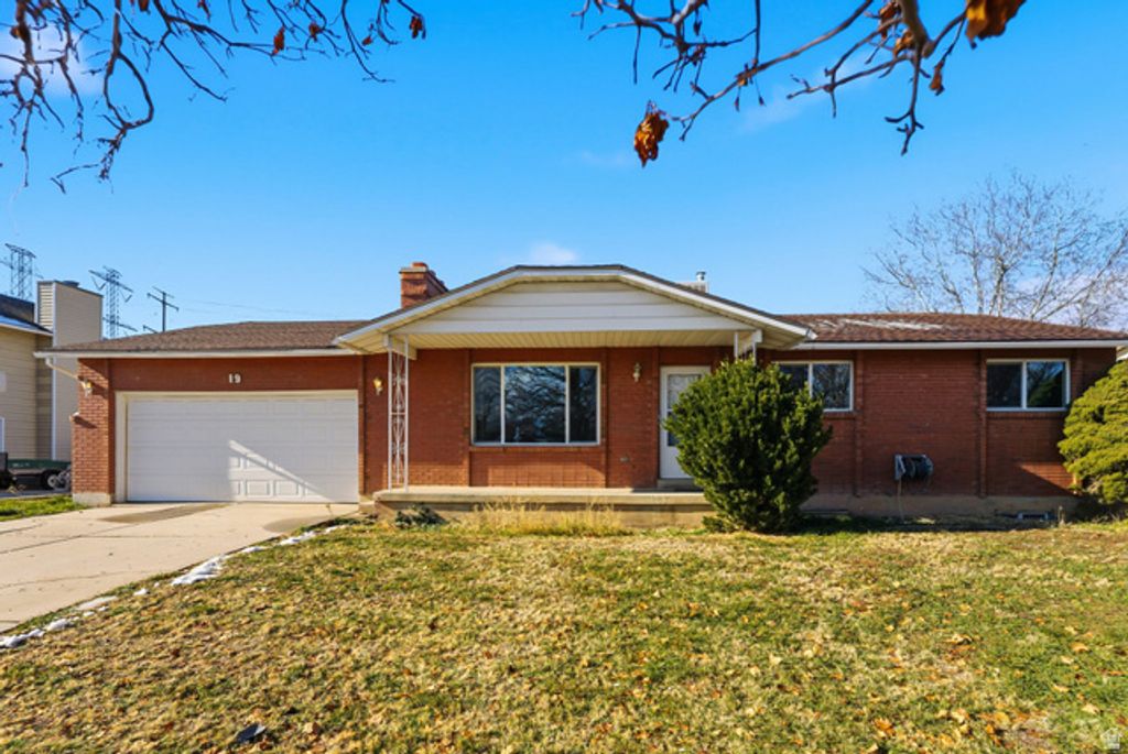 19 S 1300 W, Clearfield, UT 84015