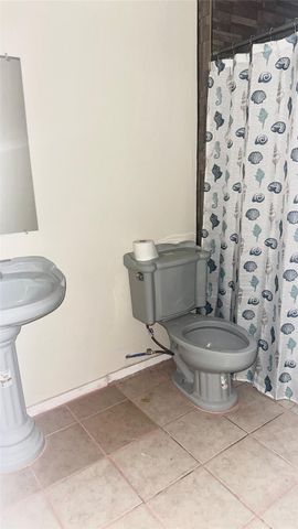 2743 Flintrock Circle, Houston, TX 77067