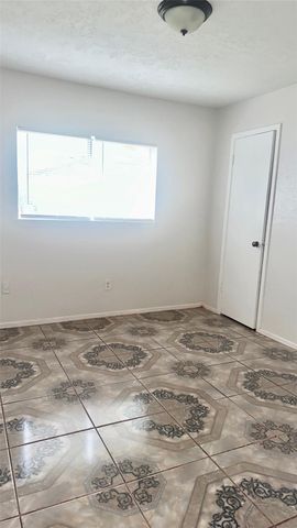 2743 Flintrock Circle, Houston, TX 77067