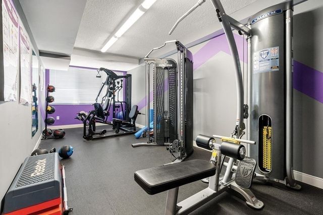 250 Hammond Pond Parkway 907N, Newton, MA 02467