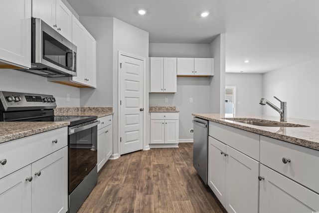 304 Horsetail Ct, Little River, SC 29566