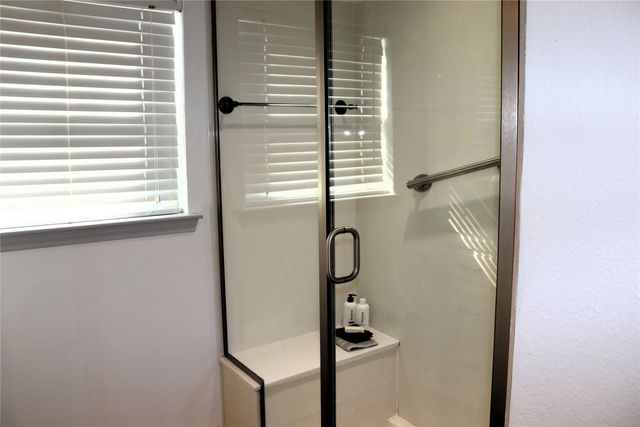 9980 Shoreline Drive, Wills Point, TX 75169