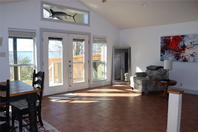 9980 Shoreline Drive, Wills Point, TX 75169