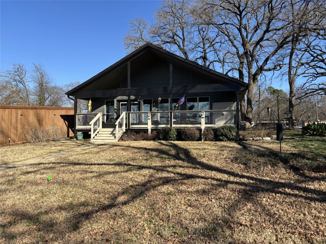 9980 Shoreline Drive, Wills Point, TX 75169