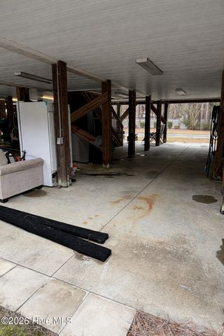 81 Precious Memories Lane, Elizabethtown, NC 28337