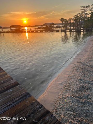 81 Precious Memories Lane, Elizabethtown, NC 28337