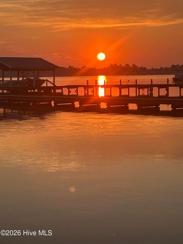 81 Precious Memories Lane, Elizabethtown, NC 28337