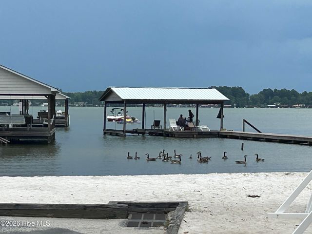 81 Precious Memories Lane, Elizabethtown, NC 28337