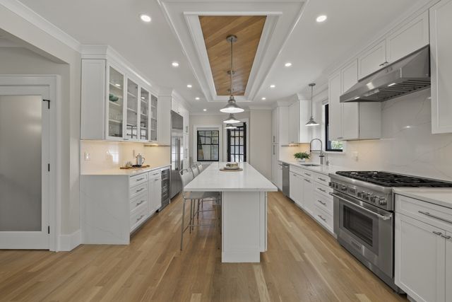 579 Centre St, Newton, MA 02458