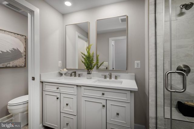 21789 Express Ter Lot #1127, Ashburn, VA 20147