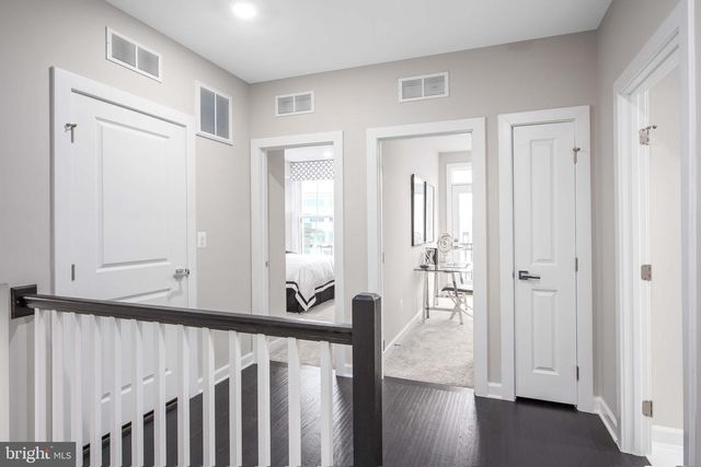21789 Express Ter Lot #1127, Ashburn, VA 20147