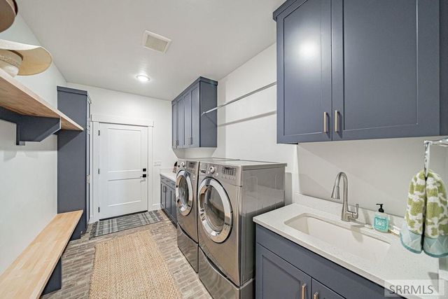 6097 E 65th S, Idaho Falls, ID 83406