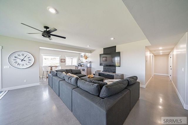 6097 E 65th S, Idaho Falls, ID 83406