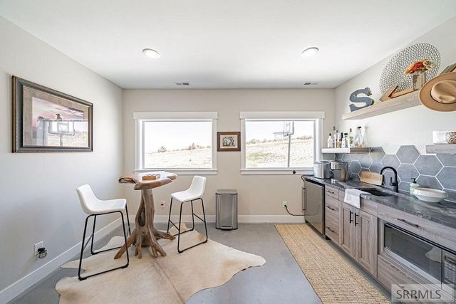 6097 E 65th S, Idaho Falls, ID 83406