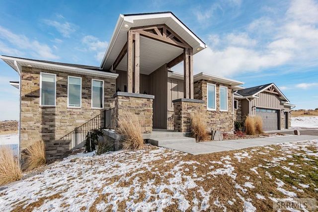 6097 E 65th S, Idaho Falls, ID 83406