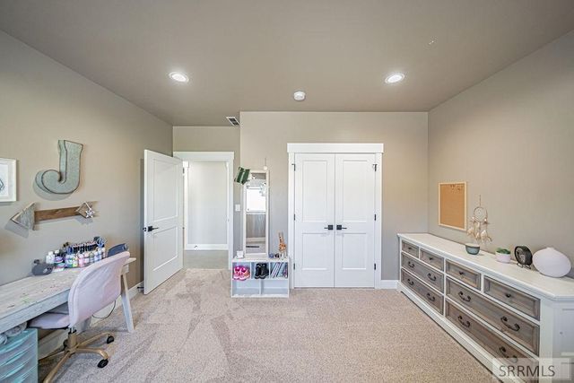 6097 E 65th S, Idaho Falls, ID 83406