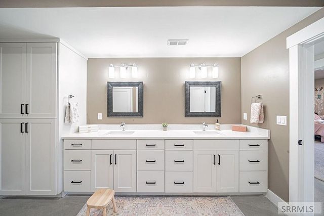 6097 E 65th S, Idaho Falls, ID 83406