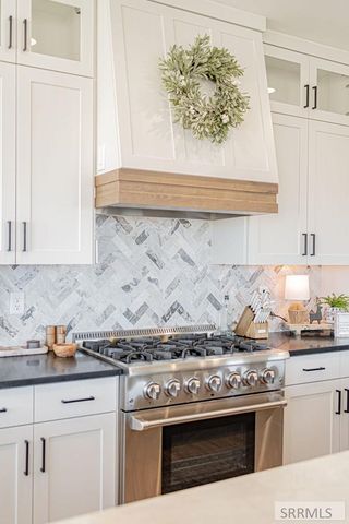 6097 E 65th S, Idaho Falls, ID 83406