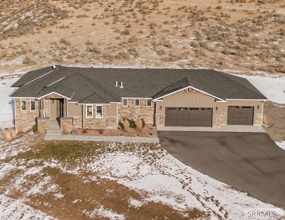 6097 E 65th S, Idaho Falls, ID 83406