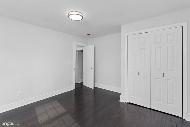 36 CHESTERFIELD RD, Columbus, NJ 08022